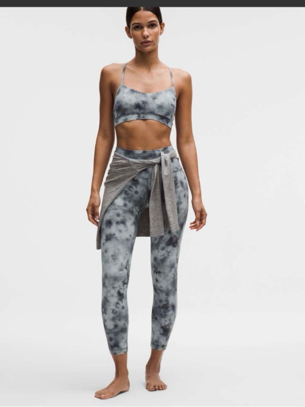 NWT Lululemon athletica Flow Y Nulu Bra in Meadow Haze Grey Multi - Picture 4 of 8